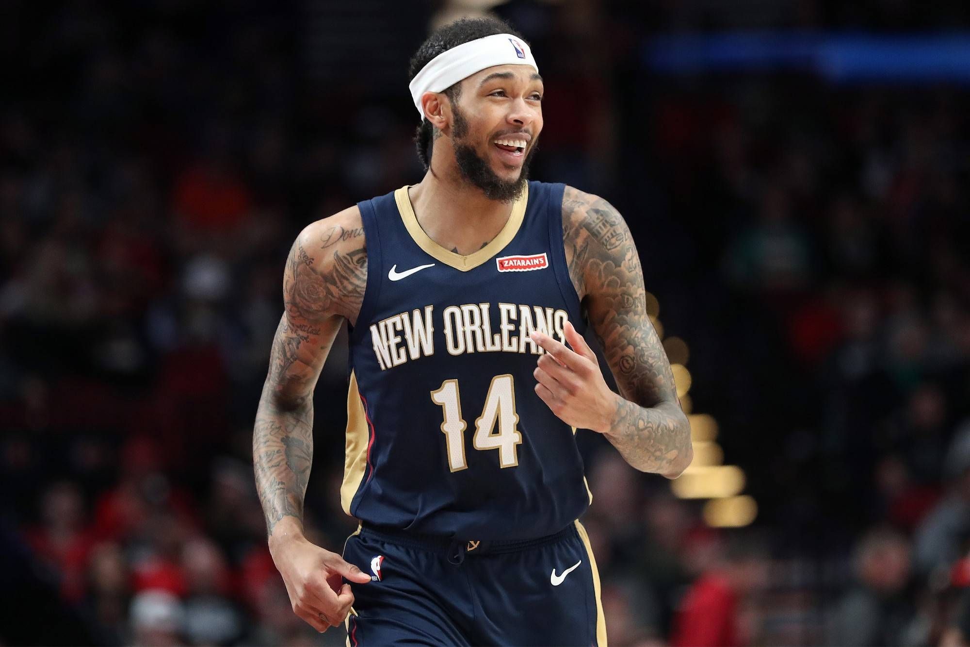 清晨瓦伦西亚调整名单——全明星赛节点到来,管理层满意,年轻球员得到机会 清晨瓦伦西亚调整名单——全明星赛节点到来,管理层满意,年轻球员得到机会